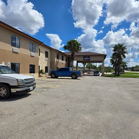 Karnes City Lodge